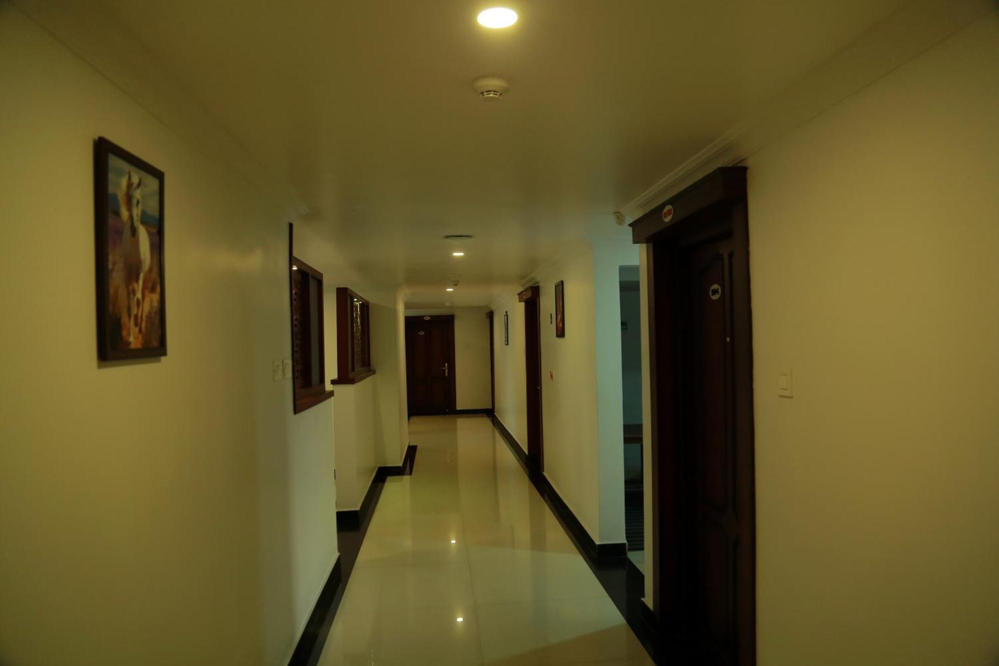 Hotel Savera Park Thrissur 외부 사진