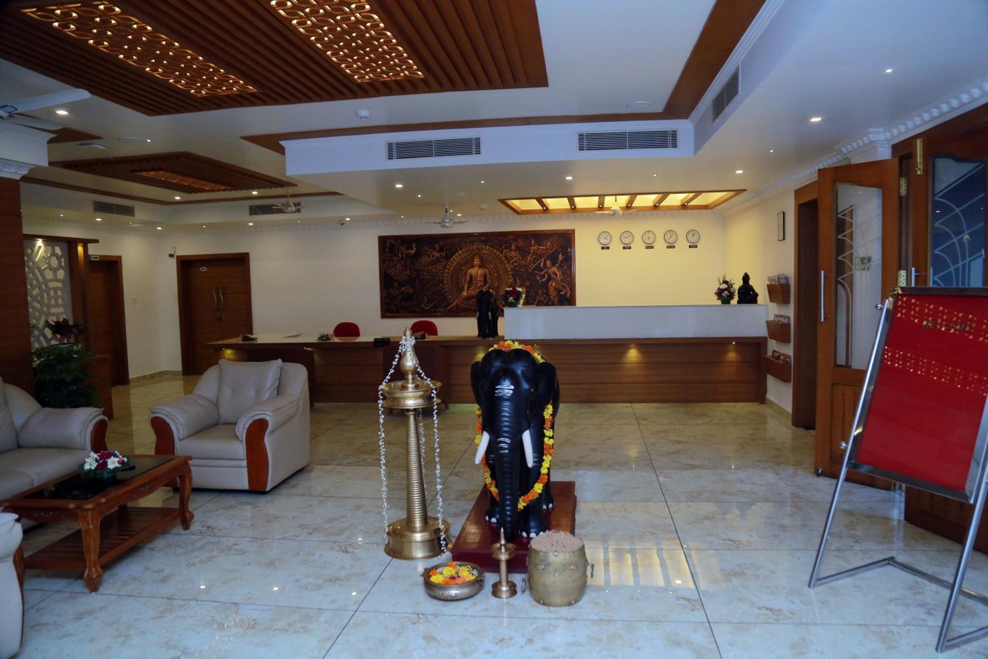Hotel Savera Park Thrissur 외부 사진